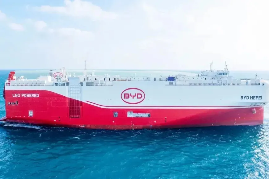 BYD'nin 9200 Araç Kapasiteli Dev Gemisi Shenzen Denize İndi