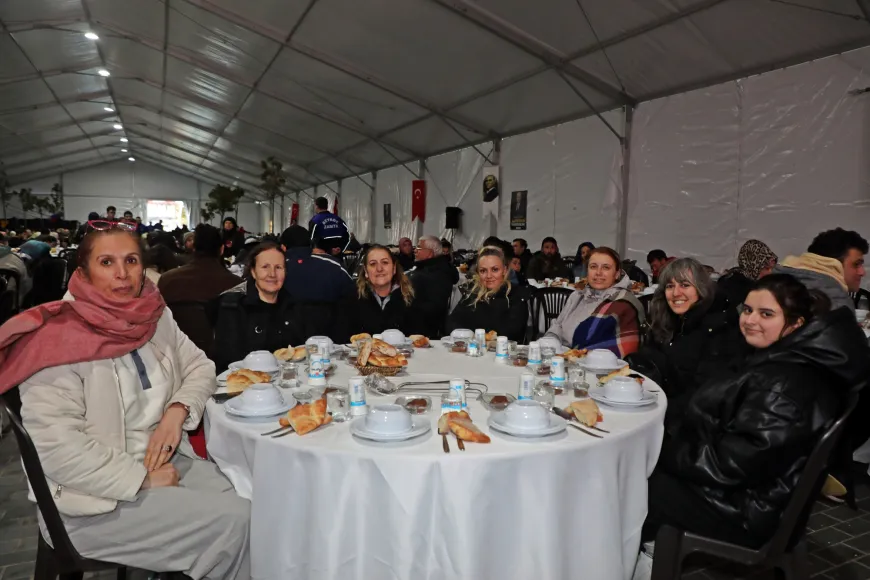 Beykoz'da Ramazan Ayı Etkinliklerine Yoğun İlgi: İftar Sofraları ve Eğlenceli Çocuk Etkinlikleri