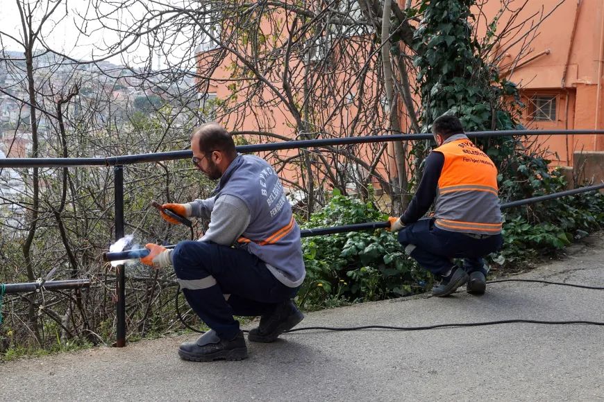Beykoz Belediyesi Yol ve Kaldırım Çalışmalarına Hız Verdi: "13 Bin 750 Ton Asfalt ve 11 Bin m² Parke Taşı Döşendi"