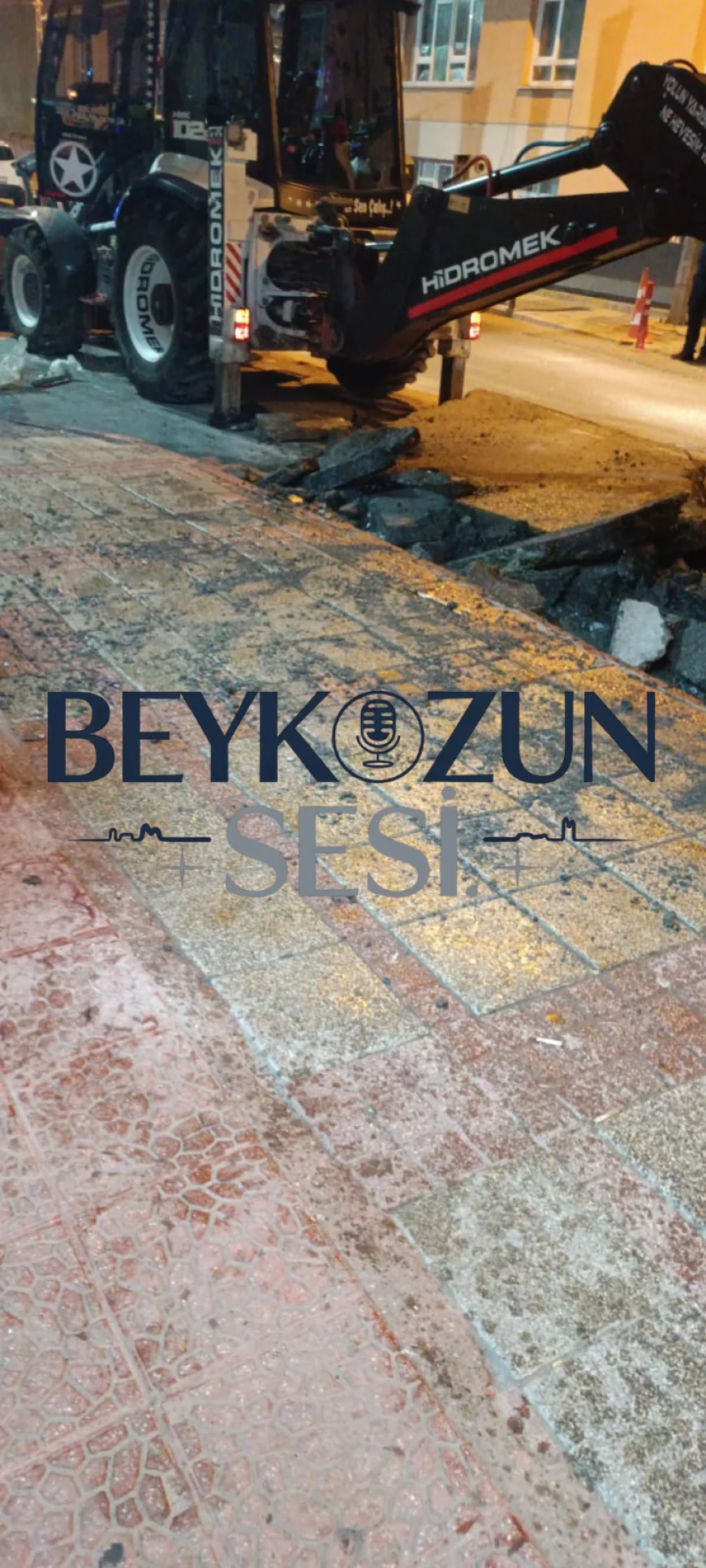 Beykoz’da Asfalt Kazısında Kepçenin Hidroliği Patladı, Yağ Yola ve İşletme Önüne Yayıldı