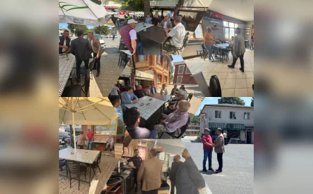 MHP Beykoz teşkilatı bayramın üçüncü gününde Bozhane’de vatandaşla buluştu