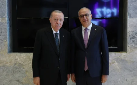 Erdoğan, TVF Başkanı Mehmet Akif Üstündağ’ı kabul etti: 'Uluslararası başarı Türkiye adına gurur verici'