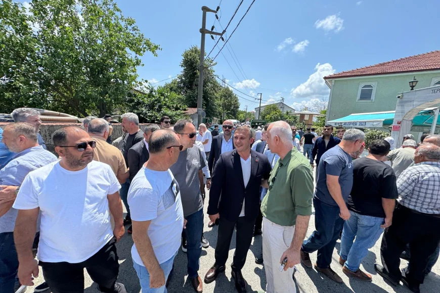 MHP Beykoz Teşkilatı Elmalı’da Cenaze Sonrası Halkla Buluştu: 'Acılar Paylaştıkça Hafifler'
