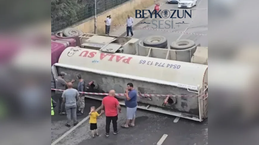 Beykoz’da Su Tankeri Geri Geri Gelirken Devrildi: Araçlara Çarptı, 1 Kişi Yaralandı