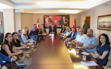 Beykoz’da Bağımlılıkla Mücadele Toplantısı Yapıldı, Metruk Binalar da Gündeme Geldi