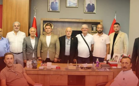 MHP Beykoz İlçe Başkanı Emre Çömlekçi: "Amatör spor kulüplerimizin yanında olmaya devam edeceğiz"