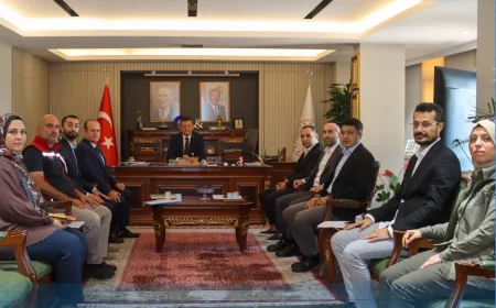 Beykoz’da sokak hayvanları, okul güvenliği ve turizm düzenlemeleri için koordinasyon toplantısı yapıldı