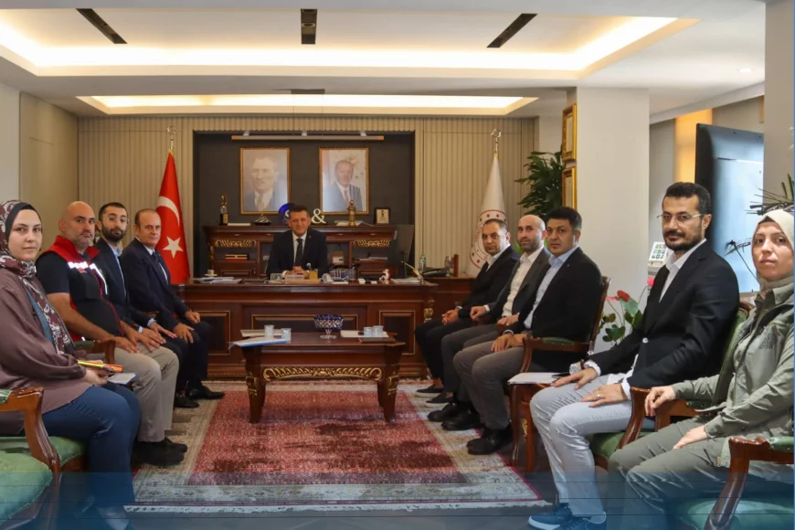 Beykoz’da sokak hayvanları, okul güvenliği ve turizm düzenlemeleri için koordinasyon toplantısı yapıldı