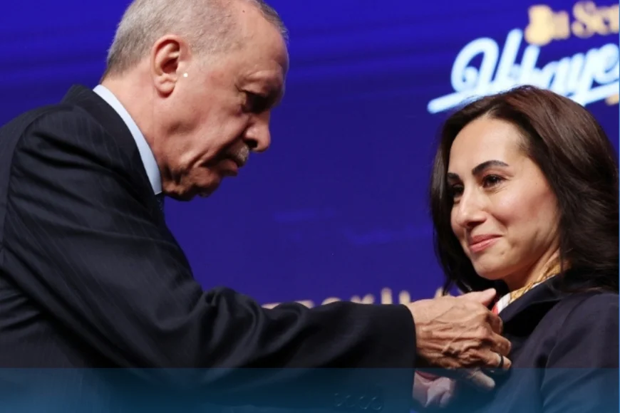Beykoz Belediye Başkanvekili Özlem Vural Gürzel CHP’den ayrıldıktan sonra AK Parti’ye katıldı