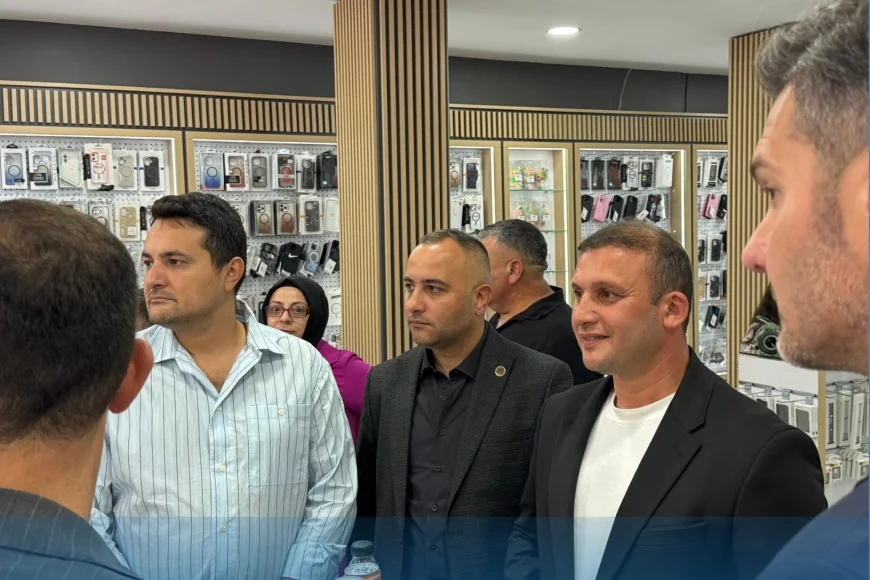 MHP Beykoz İlçe Başkanlığı heyeti Kavacık’ta düzenlenen işyeri açılışına katıldı