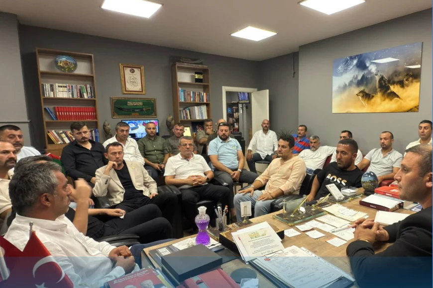 MHP Beykoz İlçe Teşkilatı Olağanüstü Divan Kurulu toplantısı yaptı