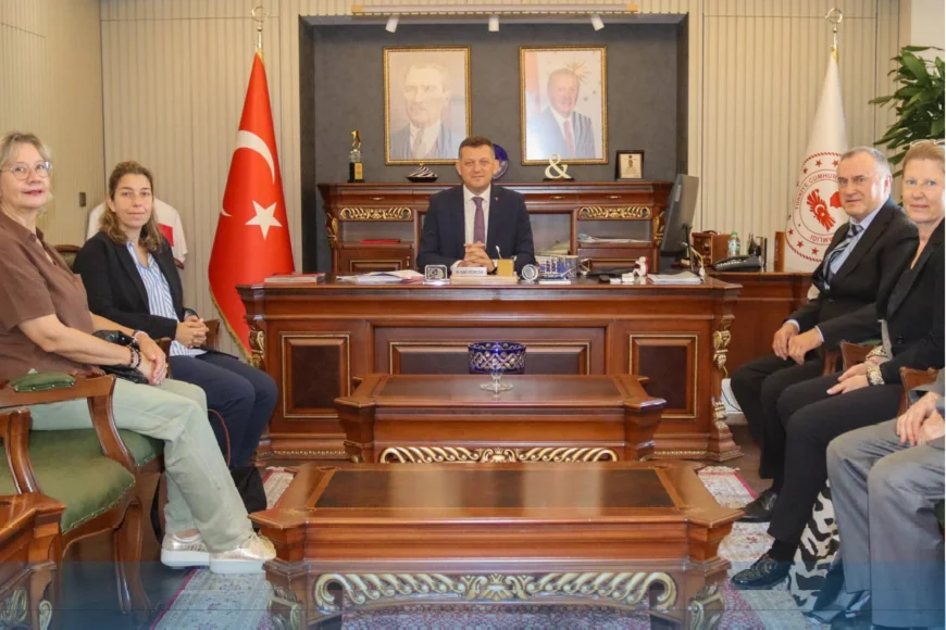 Polonezköy derneklerinden Beykoz Kaymakamı Dr. Fatih Ürkmezer’e hayırlı olsun ziyareti