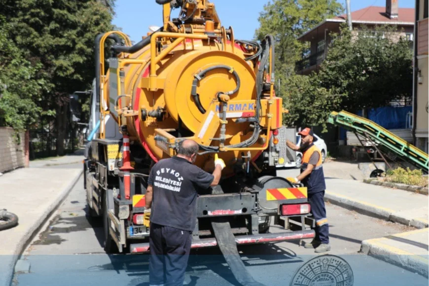 Beykoz Belediyesi Çubuklu ve Akbaba mahallelerinde çevre düzenleme ve altyapı çalışmalarını sürdürüyor