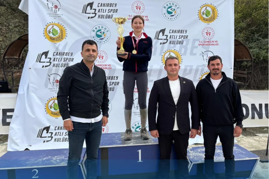 Cumhuriyetköy’de Atlı Dayanıklılık Yarışması renkli anlara sahne oldu, sporcular ödüllerini aldı