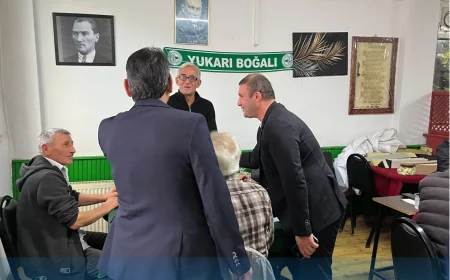 MHP Beykoz İlçe Başkanı Emre Çömlekçi, Çamlıbahçe Mahallesi’nde vatandaşlarla bir araya geldi