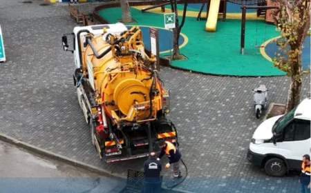 Beykoz Belediyesi Kışa Hazırlıkta Hız Kesmiyor: Yağmur Izgaraları Temizleniyor, Altyapı Güçlendiriliyor