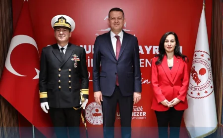 Beykoz’da Cumhuriyetin 102. Yılı Coşkusu: Protokol Katılımıyla Tebrik Töreni Gerçekleşti