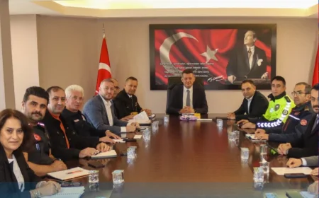Beykoz’da Kışa Hazırlık Toplantısı Yapıldı: Kurumlar Olası Olumsuz Hava Koşullarına Karşı Eylem Planlarını Paylaştı