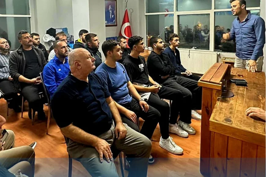 Beykoz Ülkü Ocakları’ndan bağımlılıkla mücadele semineri, gençlerden yoğun ilgi gördü