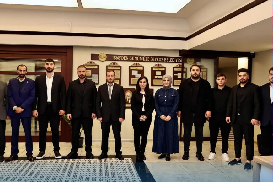 Beykoz Belediyesi’nde Ülkü Ocakları Ziyareti: Başkan Vekili Özlem Vural Gürzel, Samimi Karşılamayla Misafirlerini Ağırladı