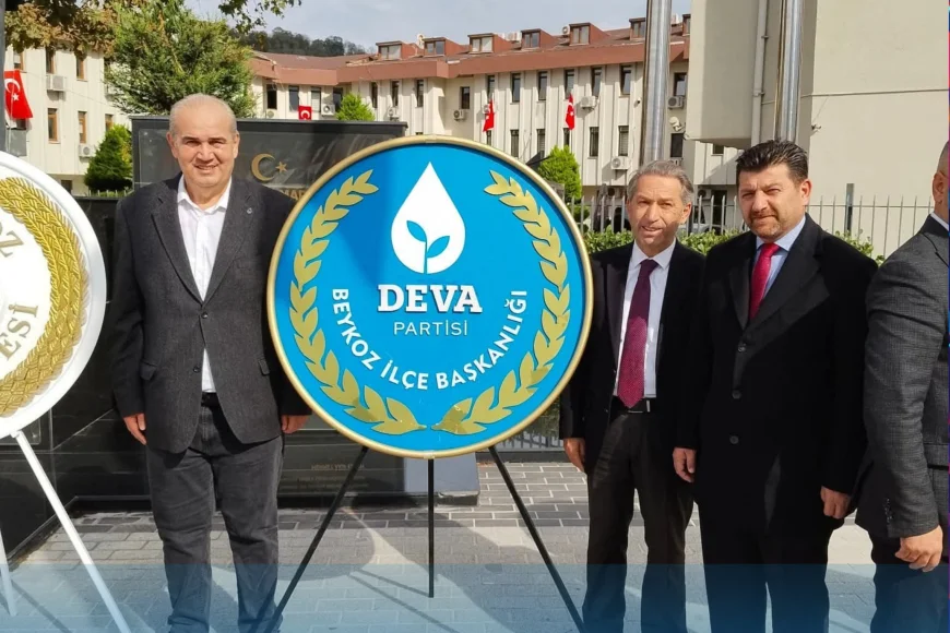 Beykoz’da Cumhuriyet Coşkusu:  DEVA Beykoz İlçe Başkanlığı 29 Ekim Kutlamaları Çelenk Sunma Töreniyle Başladı