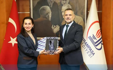 Beykoz Belediye Başkan Vekili Özlem Vural Gürzel’den Bayrampaşa Belediye Başkan Vekili İbrahim Akın’a Dostane Ziyaret