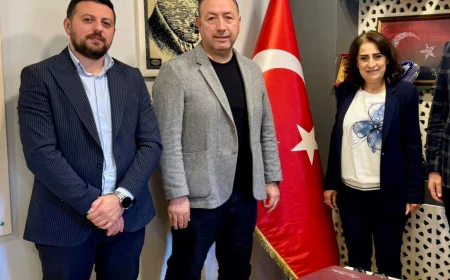Beykoz’da İyilik Elçileri ile İlçe Milli Eğitim Müdürlüğü Kışlık Destek İçin Bir Araya Geldi: Ortak Çalışmada Remzi Çıra da Yer Aldı