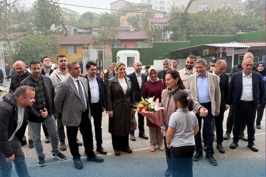 MHP Beykoz İlçe Başkanlığı Rüzgarlıbahçe Muhtarlığı ve Şehit Hasan Kaya Okulu’nu Ziyaret Etti