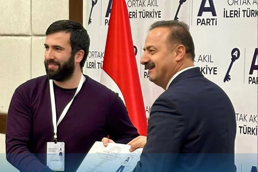 Anahtar Parti Beykoz’da Teşkilatlanma Hazırlığında: Onur Kaya’dan Alperenler Derneği’ne Ziyaret