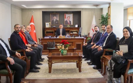 Anahtar Parti Beykoz İlçe Teşkilatı’ndan Kaymakam Dr. Fatih Ürkmezer’e Nezaket Ziyareti