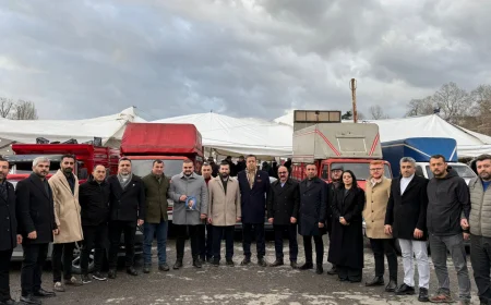 Anahtar Parti Beykoz İlçe Başkanı Onur Kaya Yalıköy Pazarında: “Beykoz’u Sokakta Dinliyoruz”