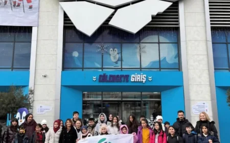 Beykoz Belediyesi Sömestir Tatilinde Çocukları Buz Adası’nda Buluşturdu İlk Buz Pateni Deneyimi Büyük İlgi Gördü