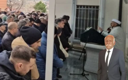 Beykoz’un Arabesk Sesi Fikret Yemen Soğuksu Kazım Karabekir Camii’nden Son Yolculuğuna Uğurlandı Sevenleri ve Müzik Camiası Cenazede Bir Araya Geldi