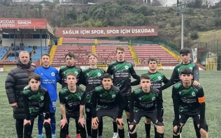 Gümüşsuyu Futbol Okulu U15 Takımı deplasmanda 7-0 kazanarak ligde gövde gösterisi yaptı