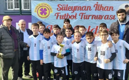 U11 Süleyman İlhan Turnuvası Çubuklu’da Düzenlendi: Minik Sporcular Centilmenlik Mesajı Verdi