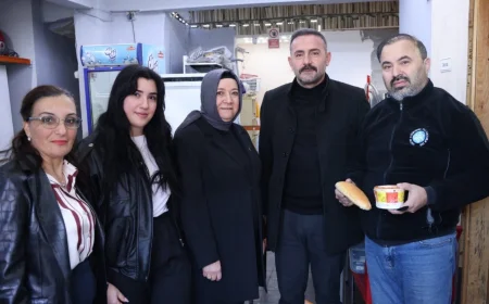 Beykoz Siyasi Çalışmalarında Sahada Vurgu: Emre Çömlekçi “Seçimden Seçime Değil, Gönülden Gönüle Beykoz”