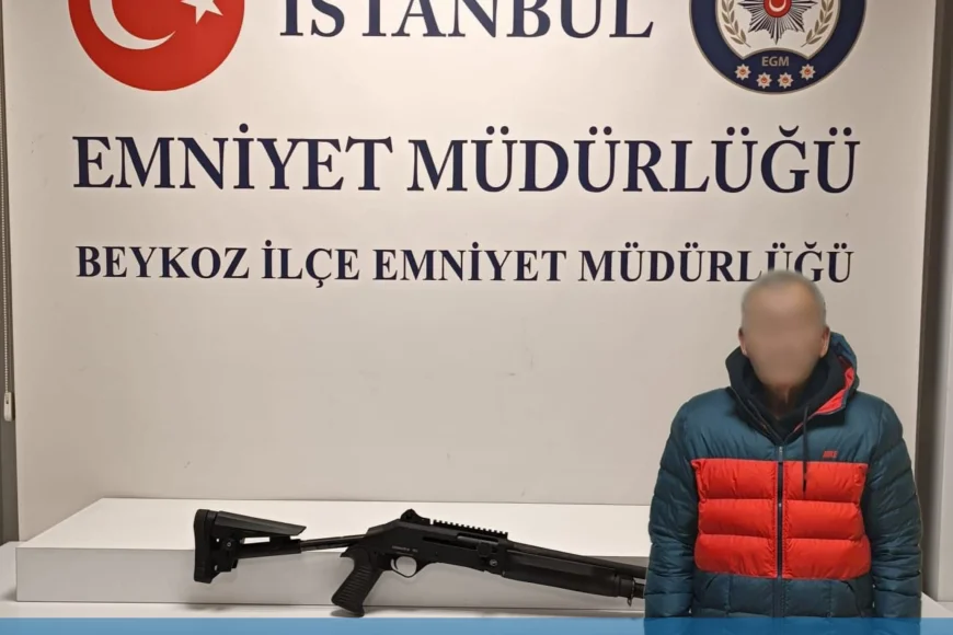 Beykoz Soğuksu Mahallesi’nde Maganda Kurşunları Park Halindeki Aracı Hedef Aldı Mahallede Korku Yaşandı
