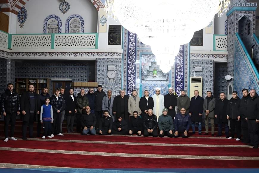 Seherin Bereketinde Saflarda Buluşma: Taşocakları Camii’nde Birlik, Dua ve Gönül Sofrası