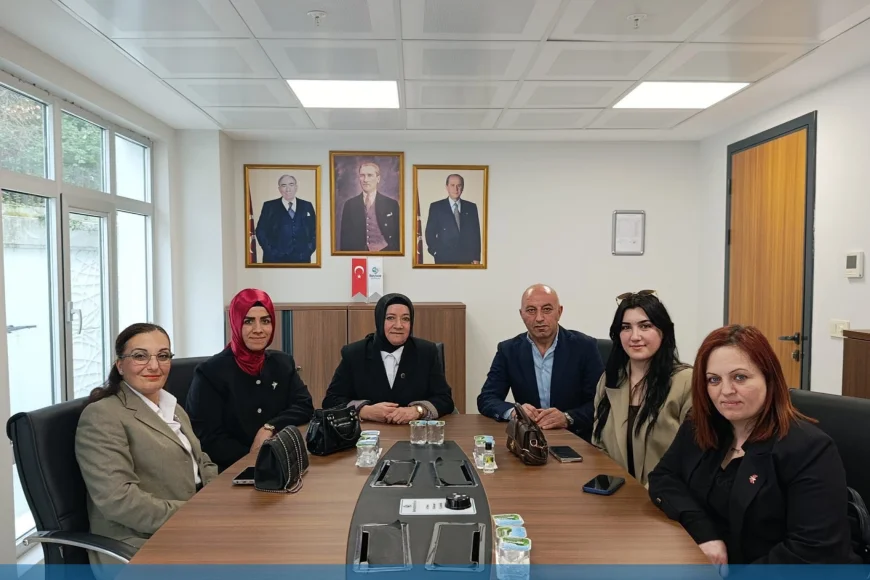 MHP Beykoz Belediye Meclis Üyesi Bülent Gökdağ, Kadın Heyetini Ağırladı: “Kadın Talepleri Meclis Gündeminde Olacak”