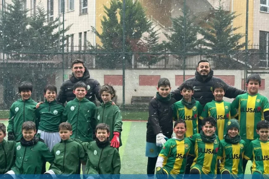Kavacıkspor U9–U10 Takımı Kar Altında Kardeş Kulüp Anadolu Hisarı İdman Yurdu ile Anlamlı Hazırlık Maçı Oynadı