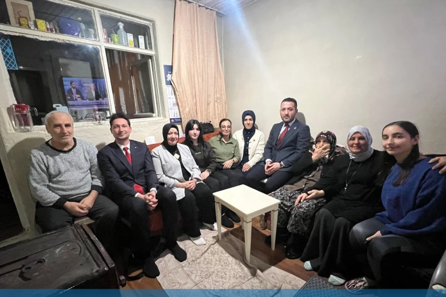MHP Beykoz İlçe Teşkilatı gönül ziyaretlerini sürdürüyor: “Hayırlı Günler Komşum, Derdin Derdimizdir”
