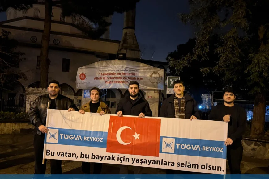 TÜGVA Beykoz’dan Akşam Saatlerinde Milli Birlik ve Vatan Sevgisine Dikkat Çeken Çalışma