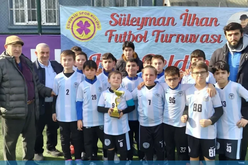 U11 Süleyman İlhan Turnuvası Çubuklu’da Düzenlendi: Minik Sporcular Centilmenlik Mesajı Verdi
