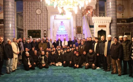 Akbaba Merkez Camii’nde Seher Vakti Buluşması Pazar Sabahı Kardeşlik ve Huzur Dolu Anlara Sahne Oldu