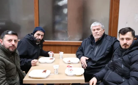 MHP Beykoz Bölge Başkanı’nın Anne ve Babası İçin Umre Dönüşü Çiftehavuzlar Camii’nde Şükür Mevlüdü Düzenlendi