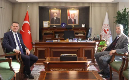 İstanbul Vali Yardımcısı Okan Leblebicier Beykoz Kaymakamı Dr Fatih Ürkmezer’i Ziyaret Etti İlçeye Yönelik Çalışmalar ve Kamu Hizmetlerini Görüştü