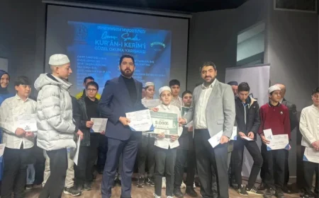 Çubuklu Anadolu İmam Hatip Lisesi Öğrencisi Abdullah Taşkıran Kur’an-ı Kerim’i Güzel Okuma Bölge Yarışması’nda Birinci Oldu