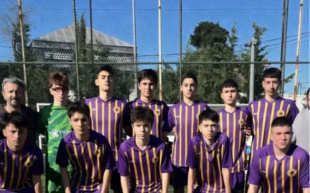 Çubuklu Spor U15 Takımı Erenköy Acar Karşısında 5-0’lık Farklı Galibiyetle Zirve İddiasını Güçlendirdi