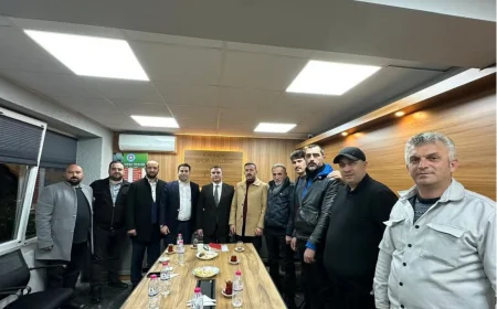 MHP Beykoz İlçe Başkanlığı Kanlıca Spor Kulübü’nü Ziyaret Etti: Genç Sporcular ve Altyapı Projeleri Gündemde