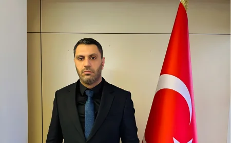 Hüseyin Ketenci: “Zaman Değişti Demek Kolay Ama Kalplerimizi Düzeltirsek Huzur Geri Gelir”
